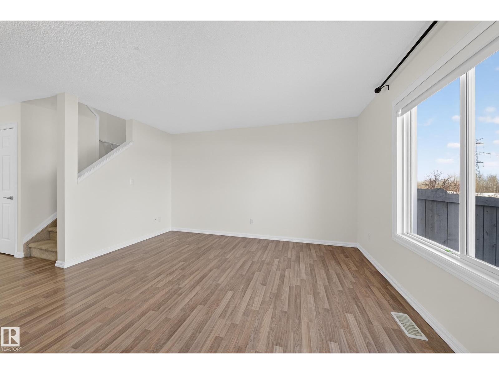 5212 1A AV SW, Edmonton