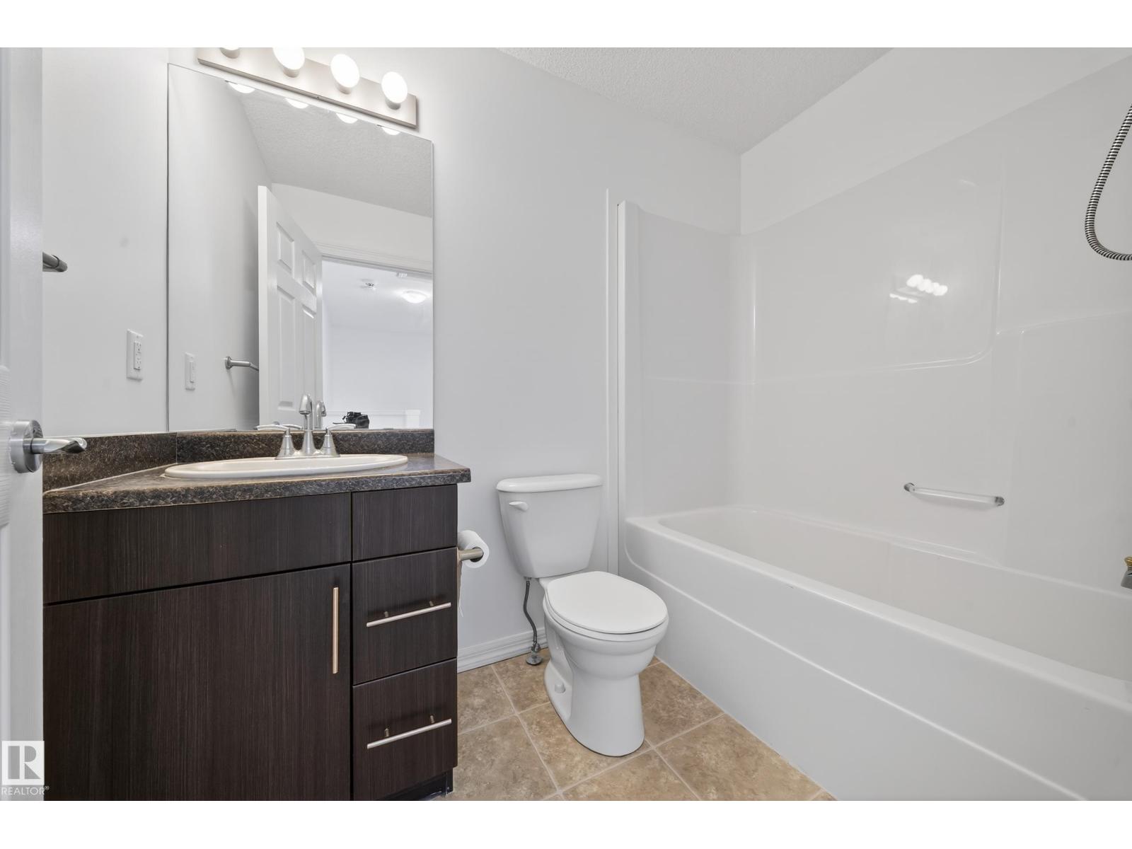 5212 1A AV SW, Edmonton