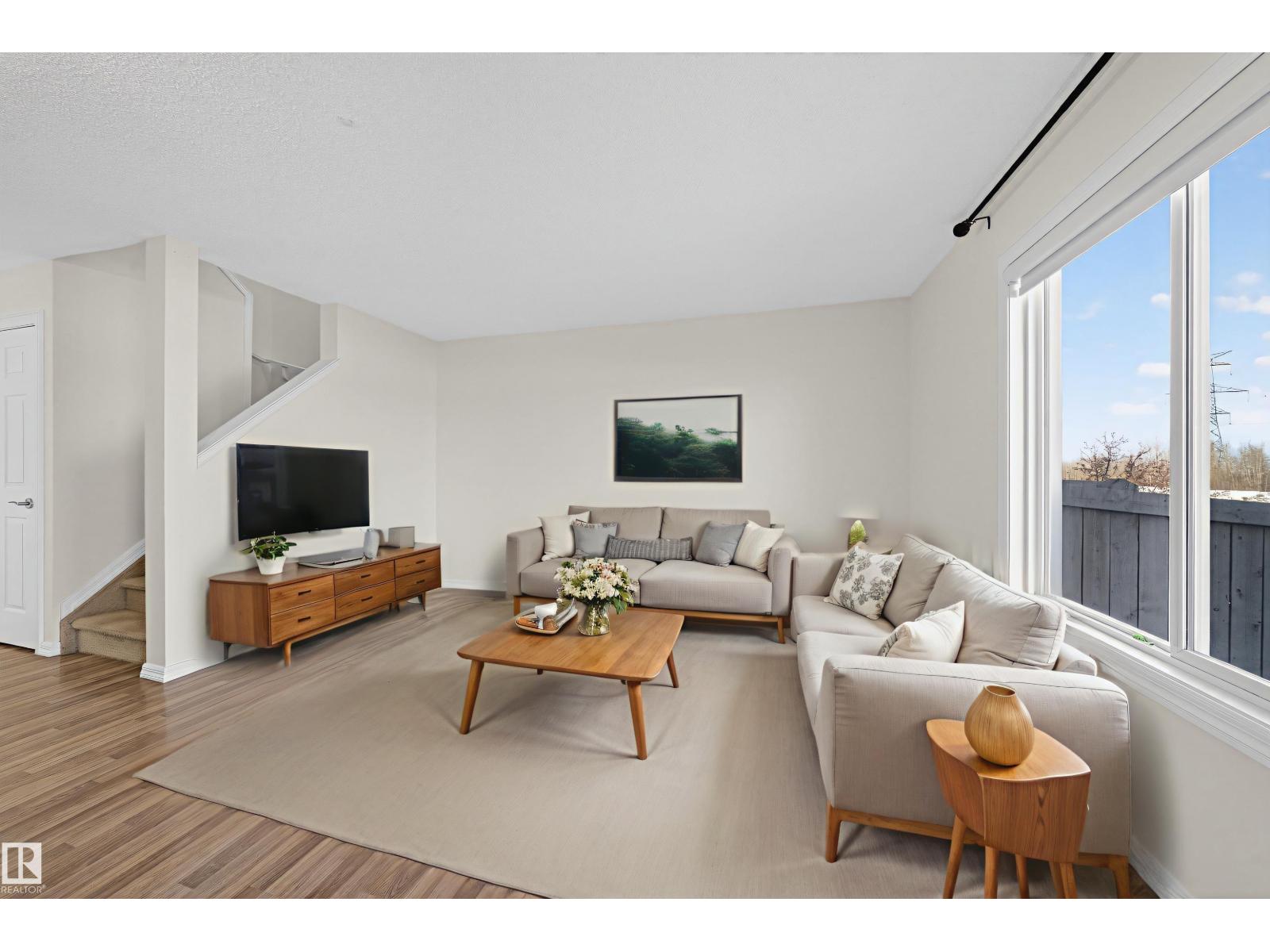 5212 1A AV SW, Edmonton