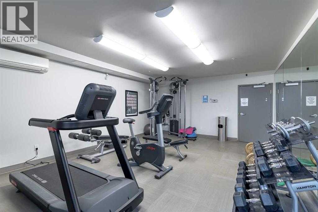 Single Family House for Sale in    Street NE Renfrew Calgary 