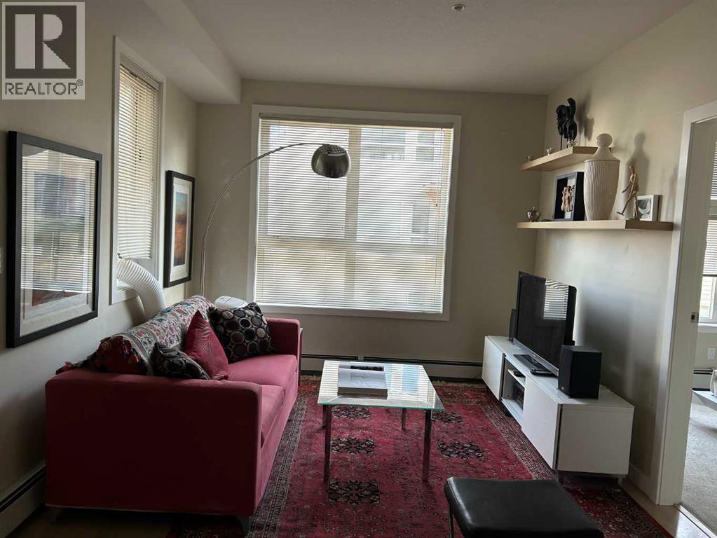 Single Family House for Sale in    Street NE Renfrew Calgary 