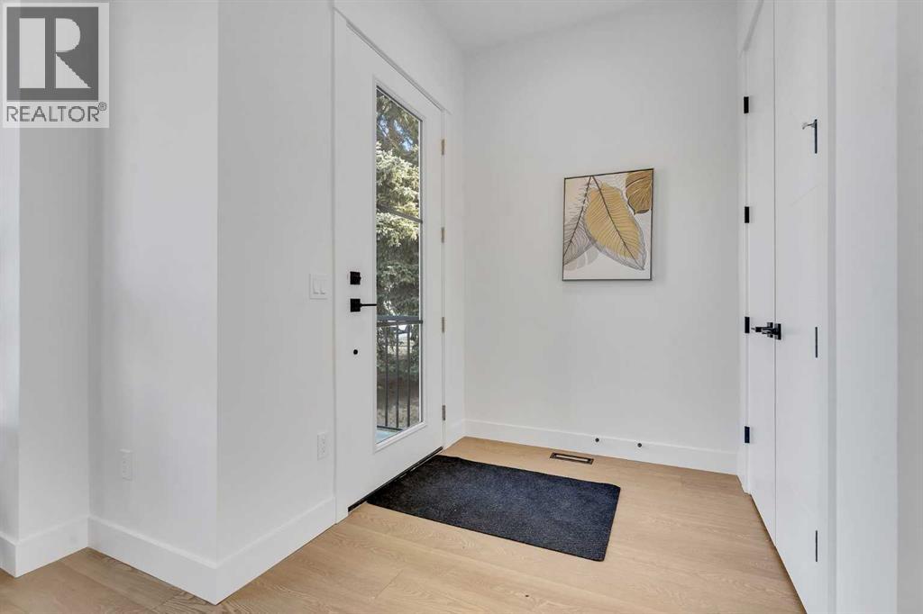 Single Family House for Sale in   Avenue NW Montgomery Calgary 