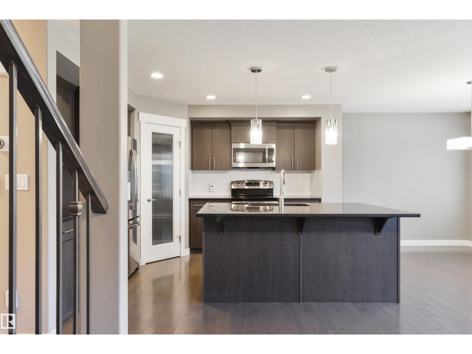 2328 WARE CR NW, Edmonton