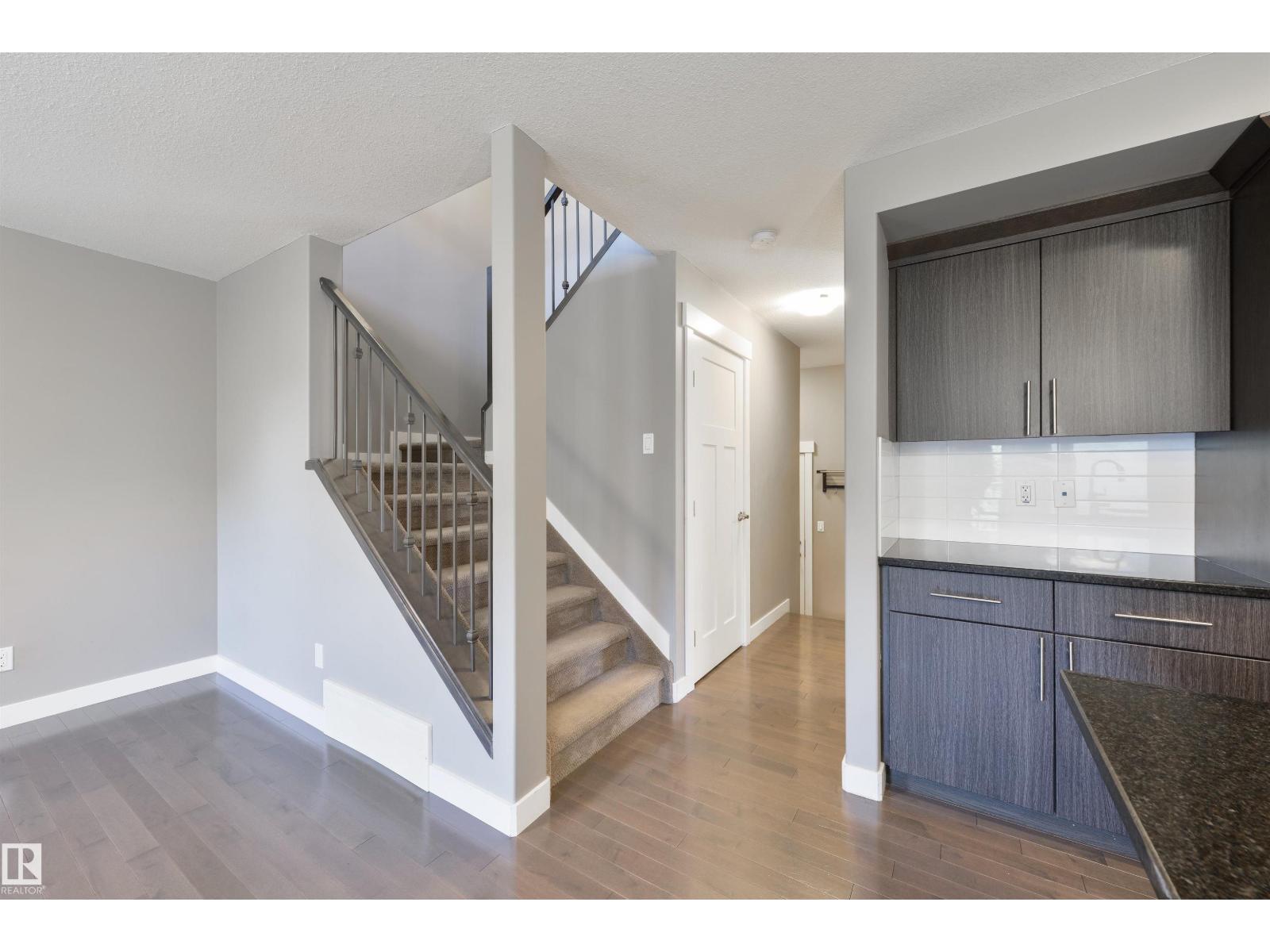 2328 WARE CR NW, Edmonton