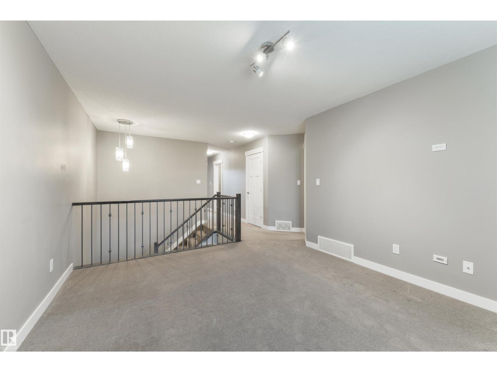 2328 WARE CR NW, Edmonton