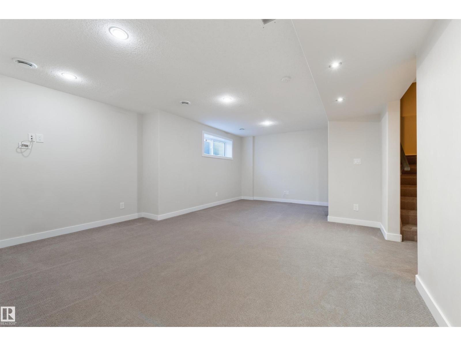 2328 WARE CR NW, Edmonton