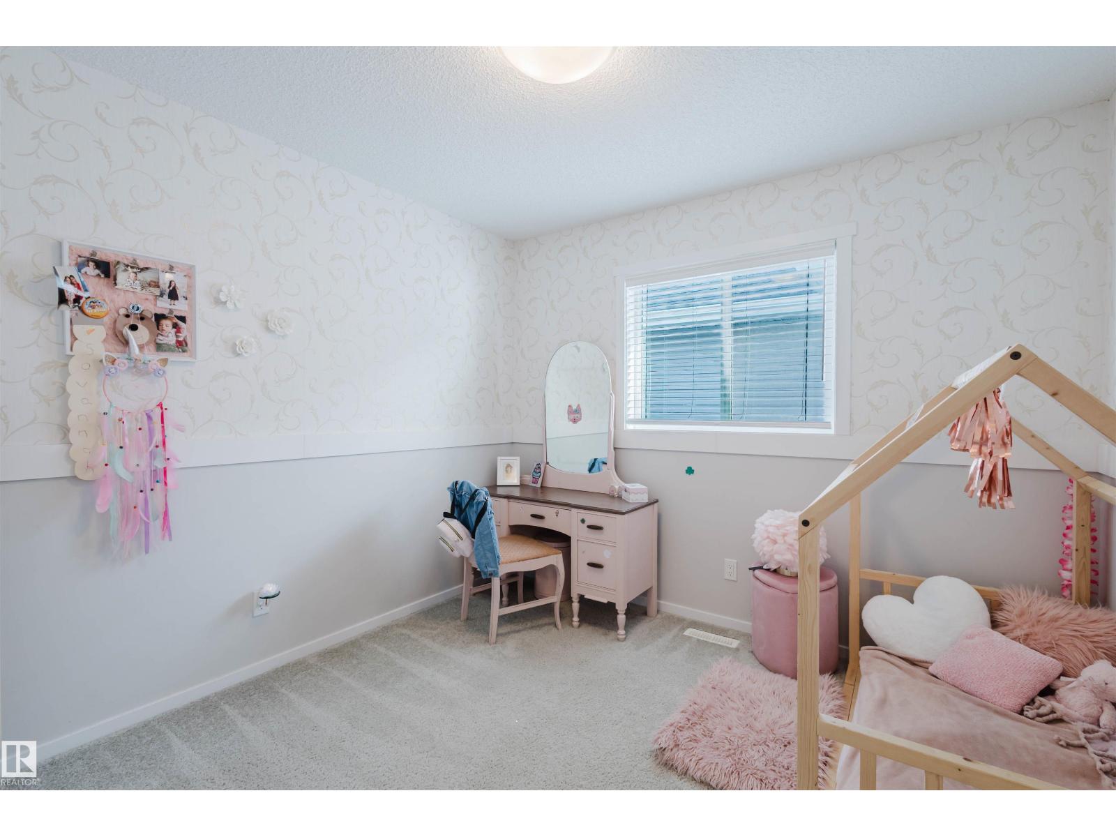 20741 98A AV NW, Edmonton