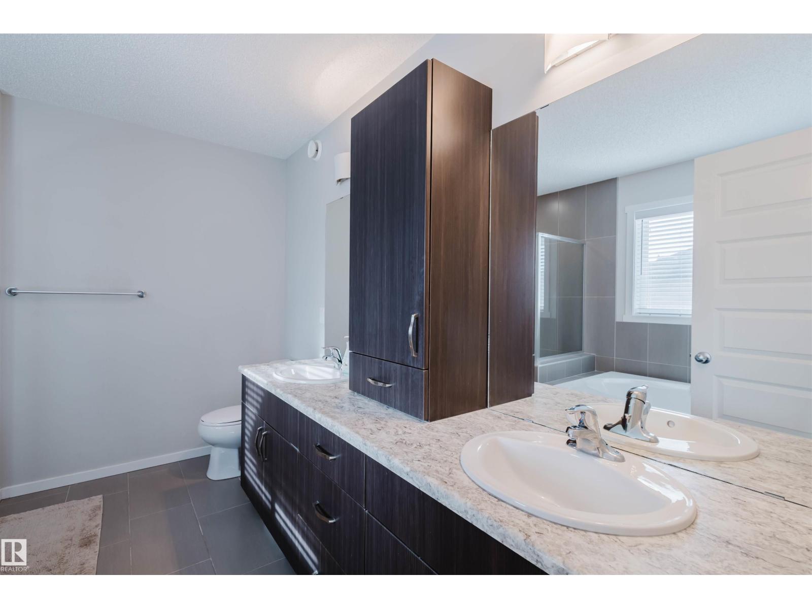 20741 98A AV NW, Edmonton