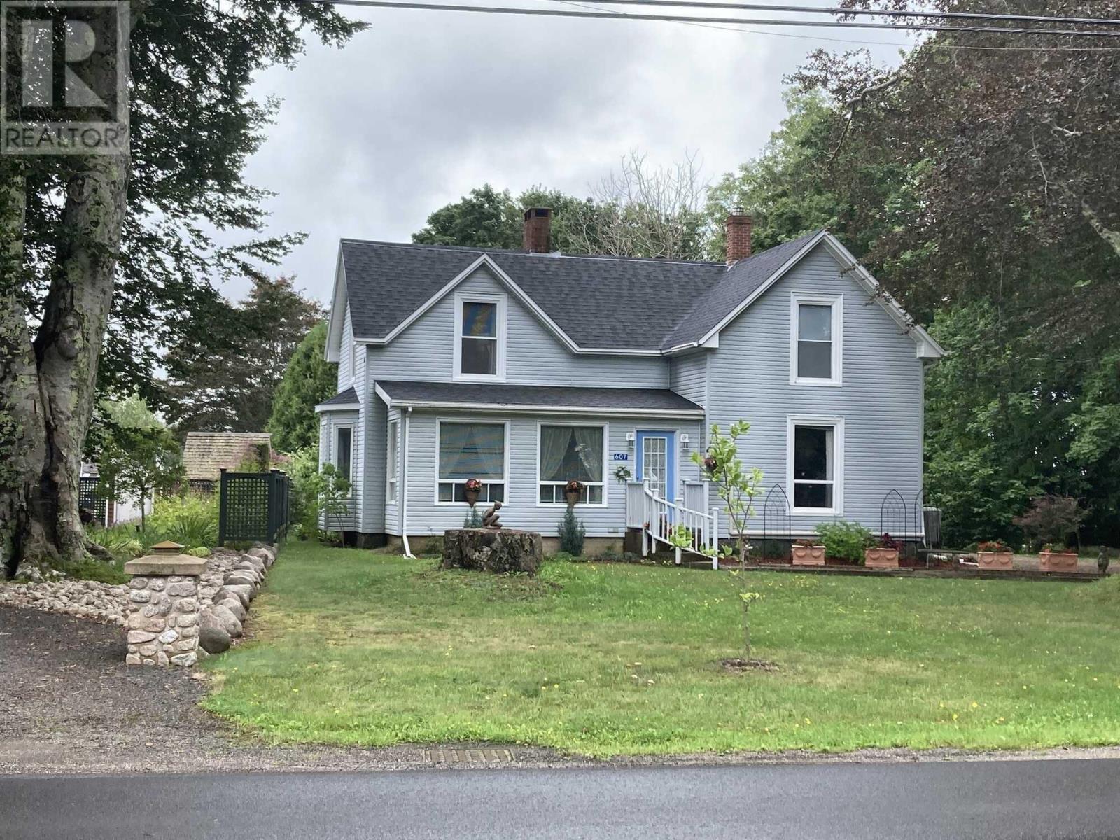 Property 2 of 21 of 607 St.George Street