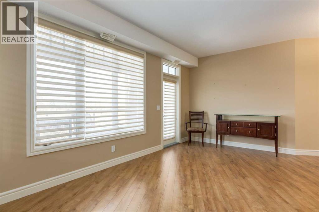 Single Family House for Sale in   Fish Creek Boulevard SW Evergreen Calgary 