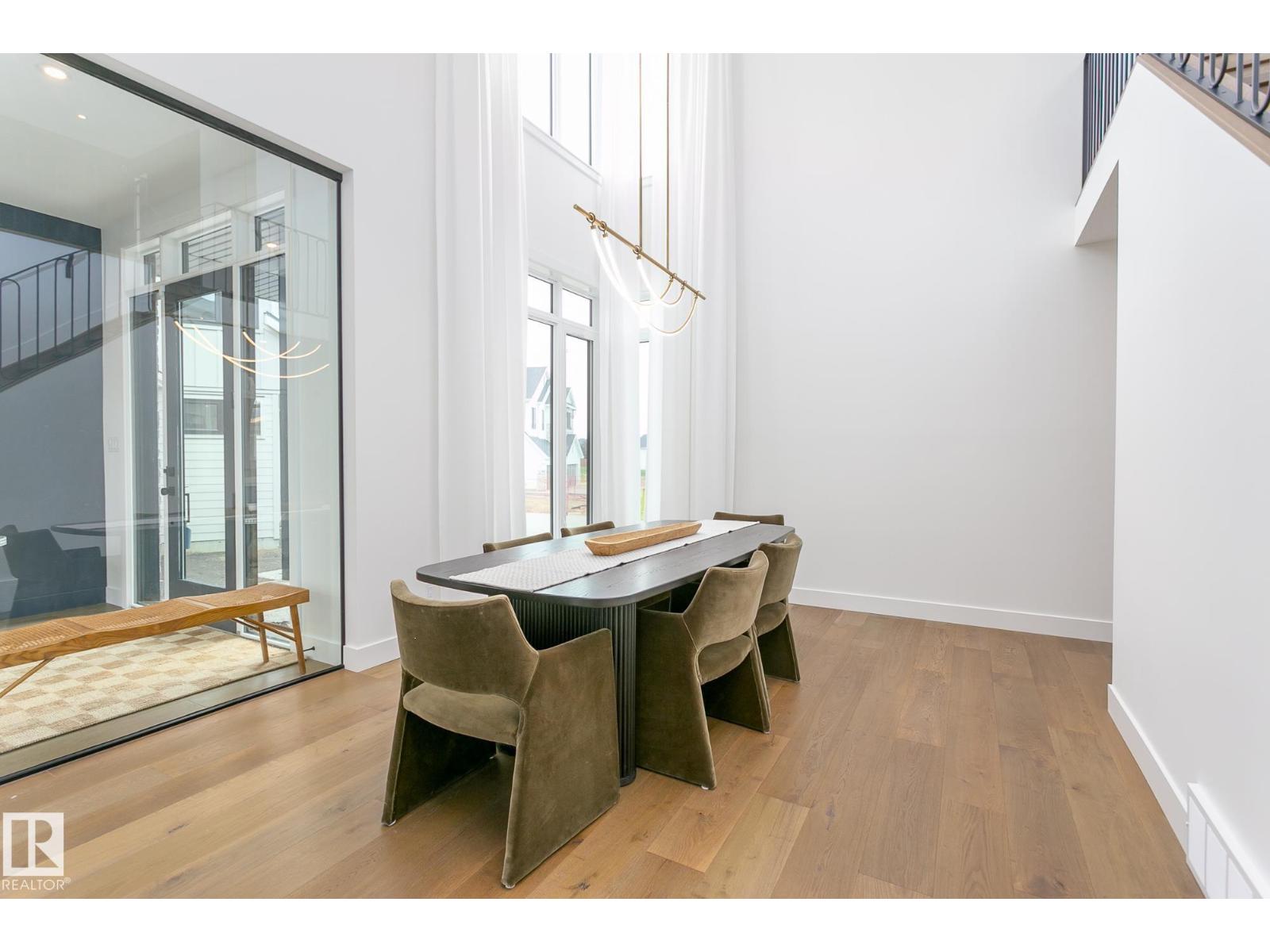 152 HAYS RIDGE BV SW, Edmonton