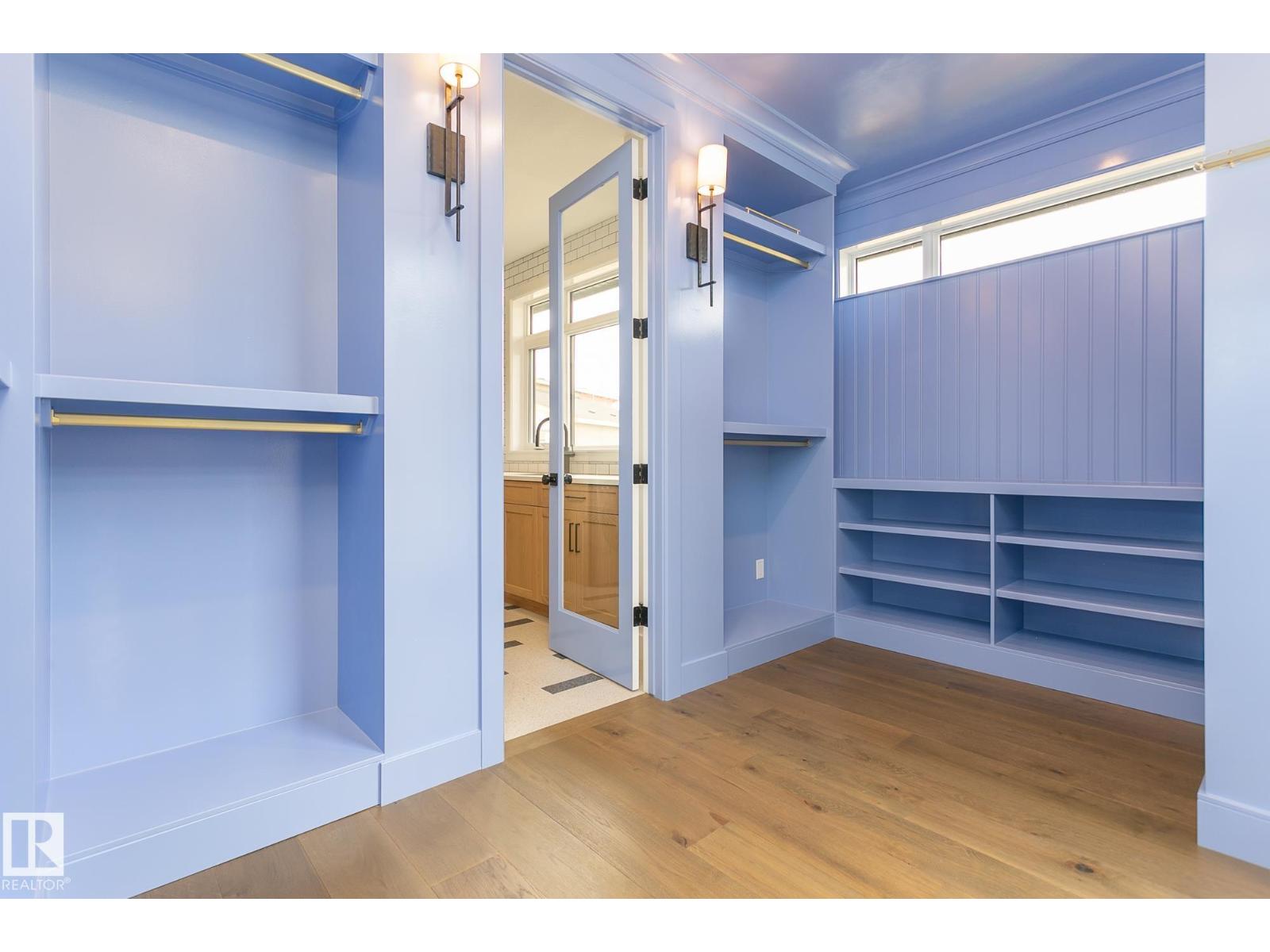 152 HAYS RIDGE BV SW, Edmonton