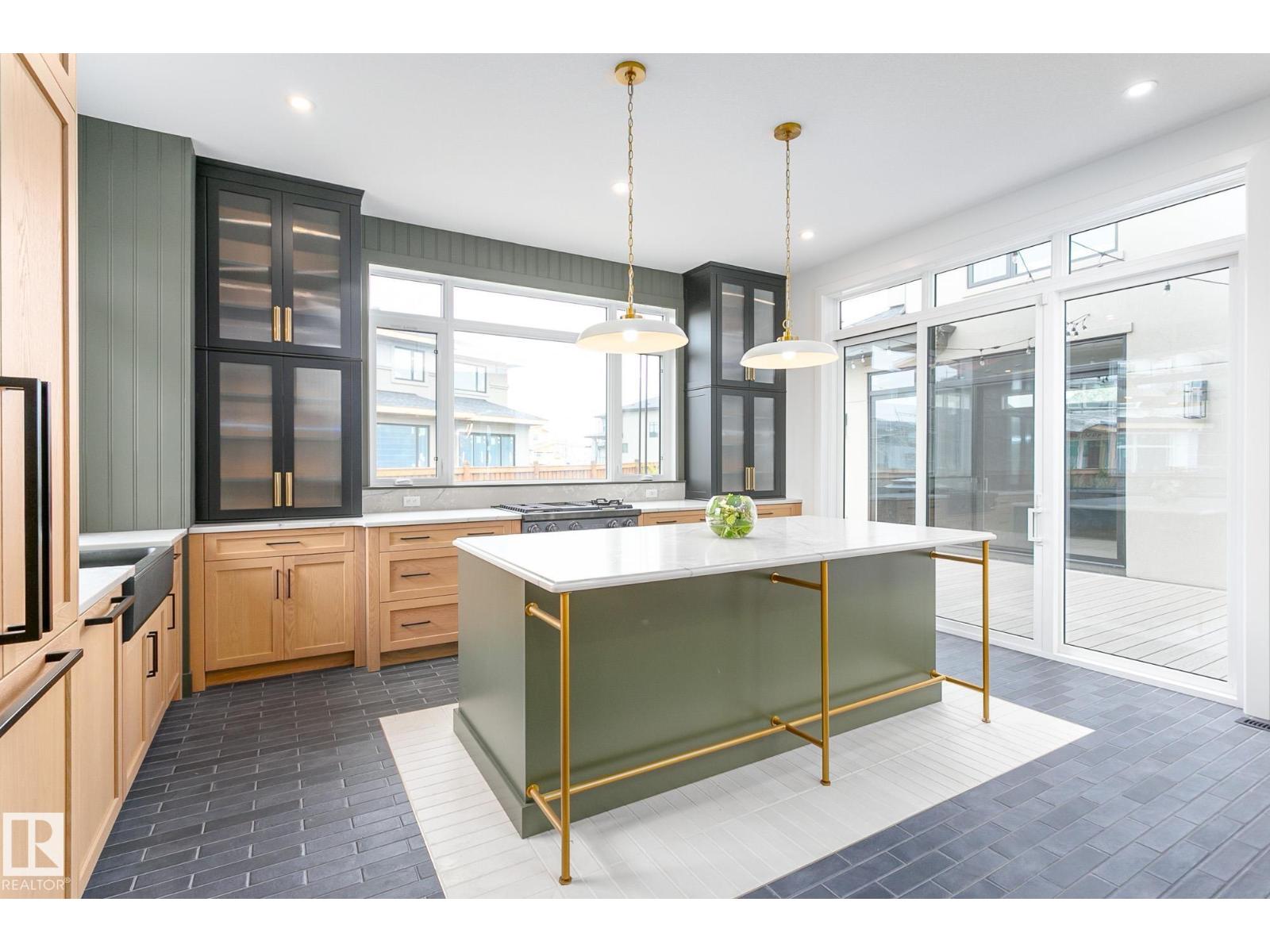 152 HAYS RIDGE BV SW, Edmonton