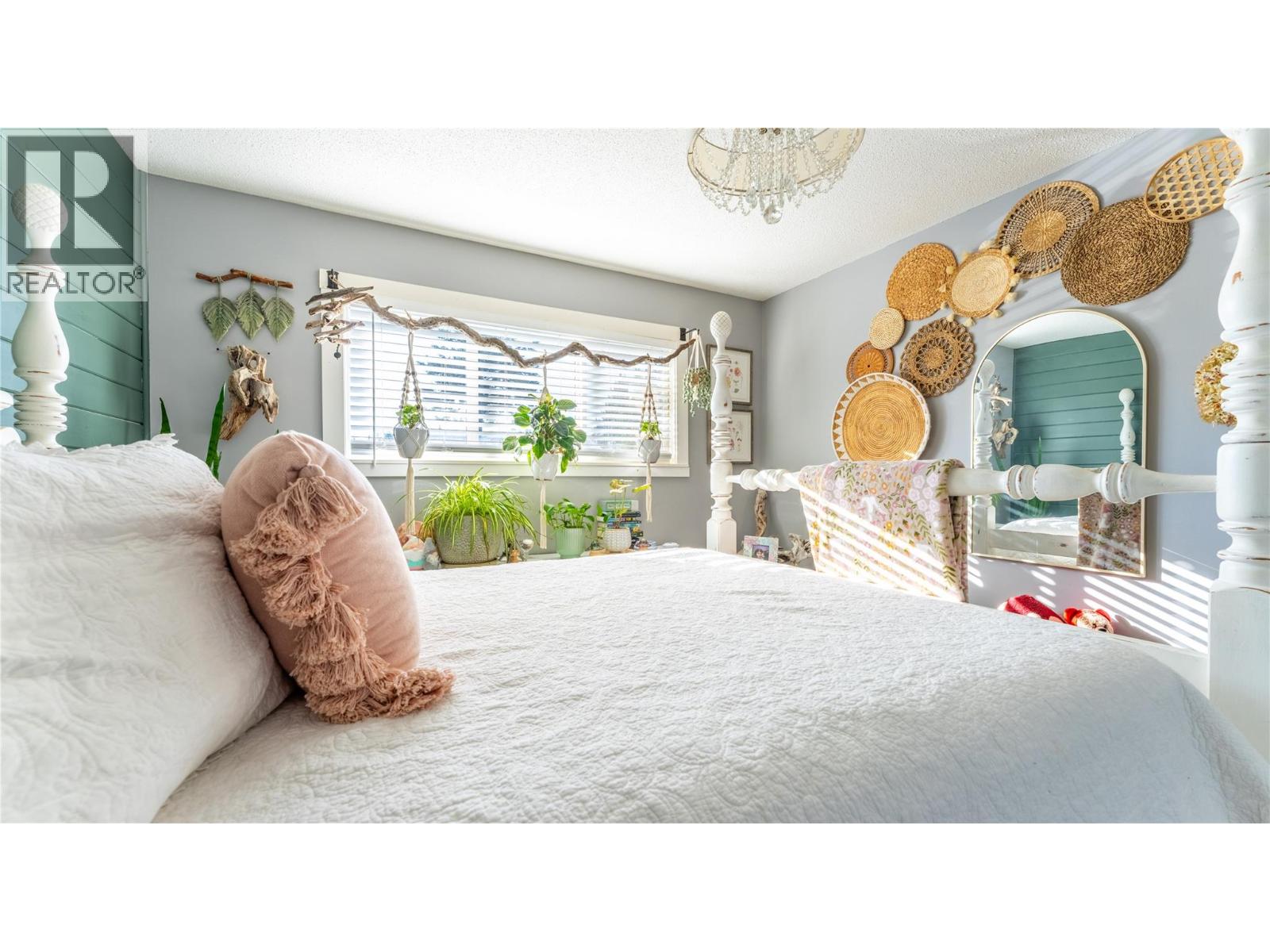 2430 Birch Street, Creston