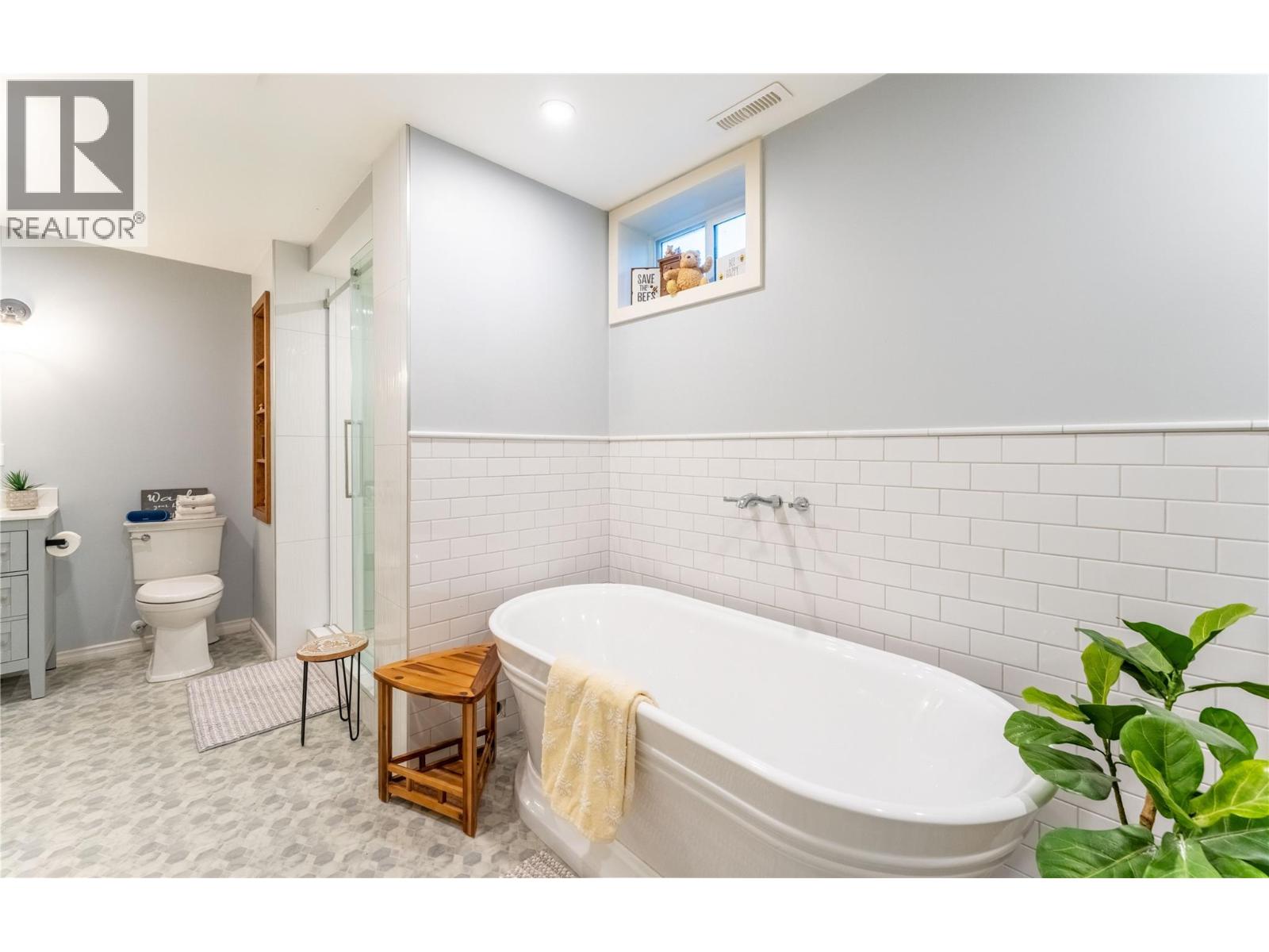 2430 Birch Street, Creston