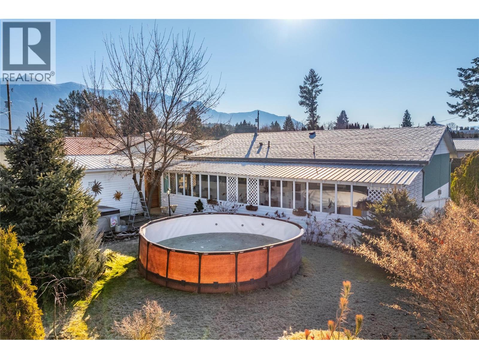 2430 Birch Street, Creston