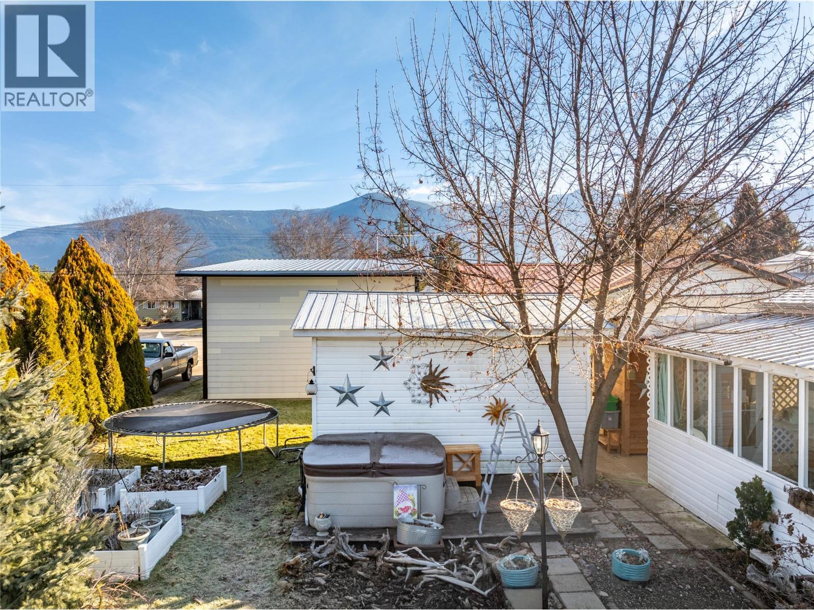 2430 Birch Street, Creston