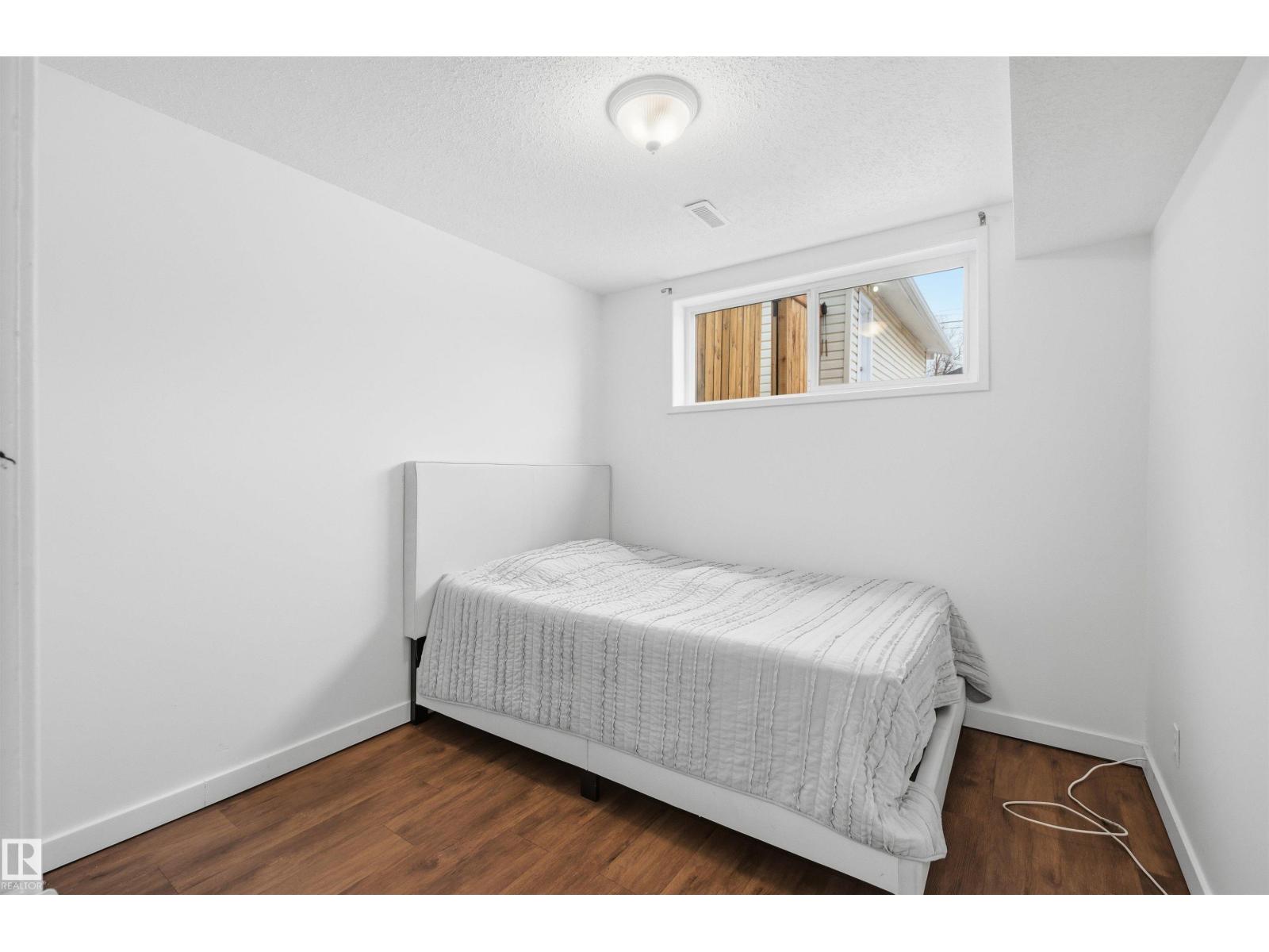 12931/33 123 ST NW NW, Edmonton