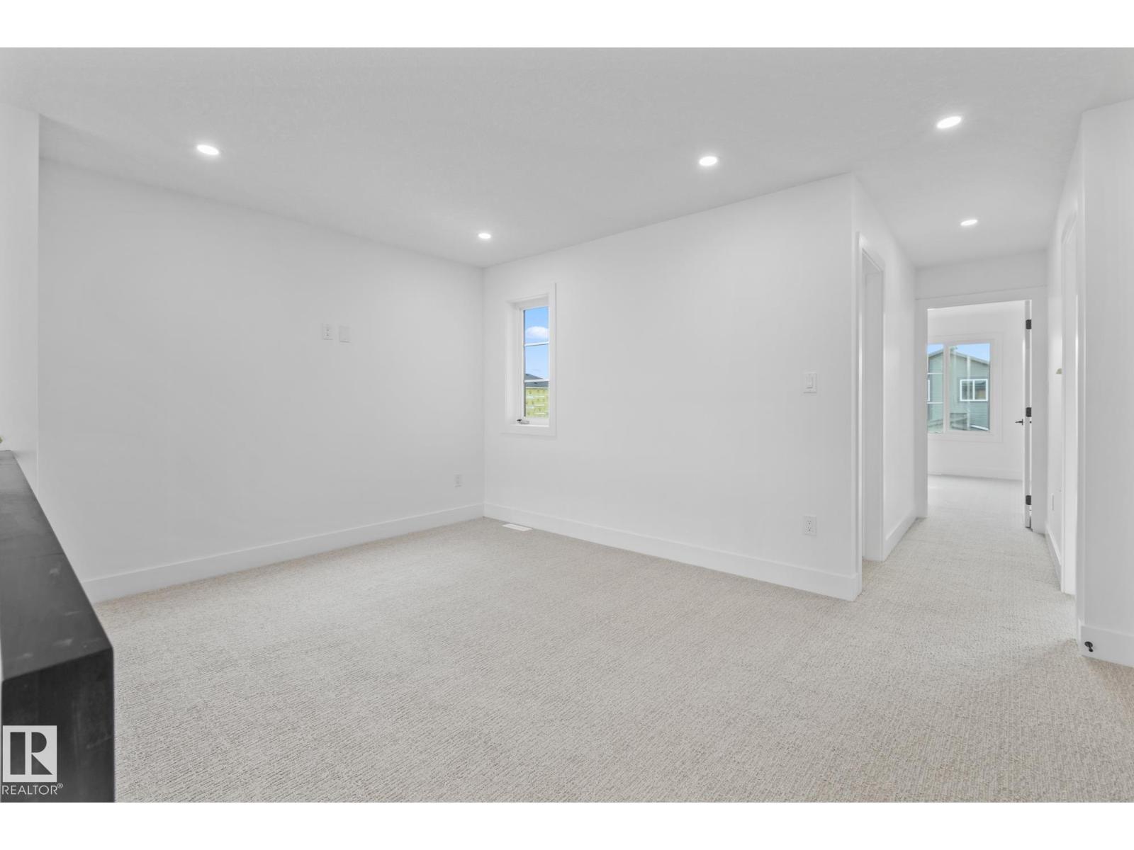 26 BLACKBIRD BN, Fort Saskatchewan