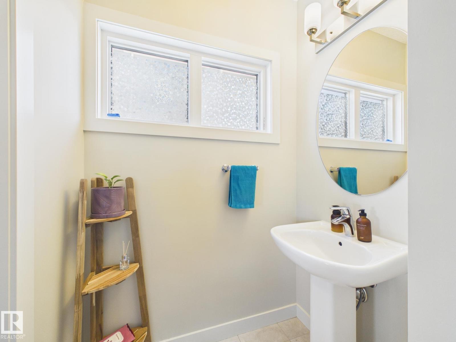 #21 2121 Haddow Drive NW, Edmonton