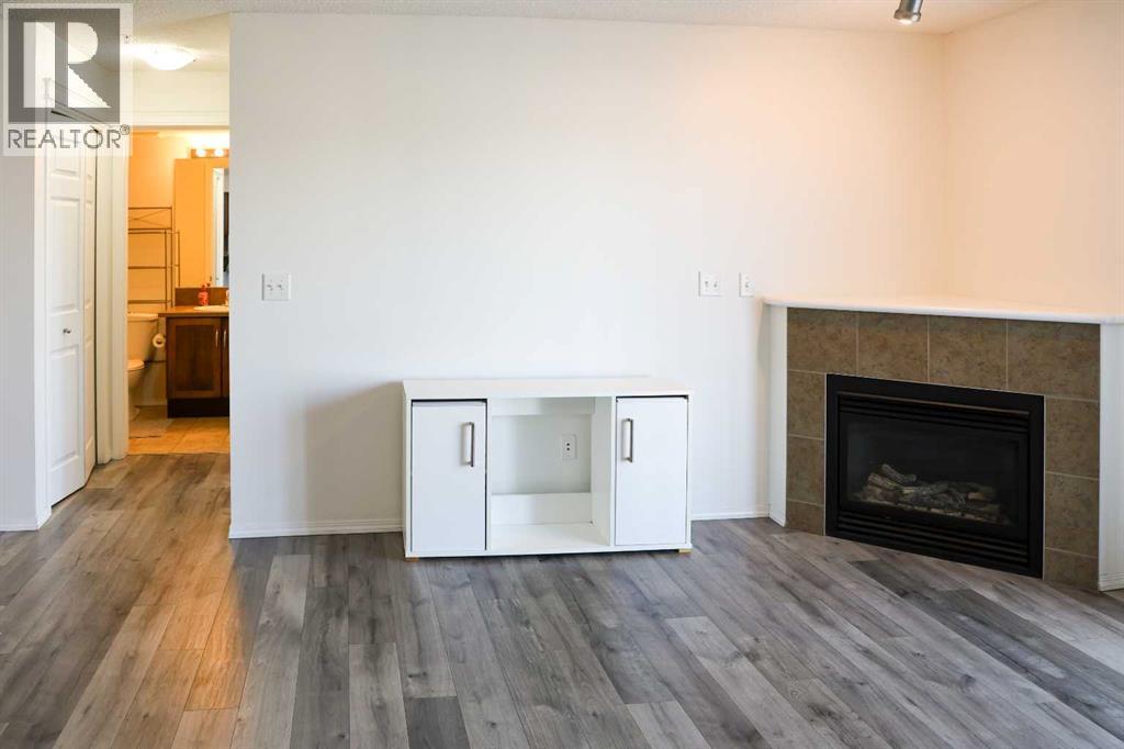 Single Family House for Sale in   Country Village Lane NE Country Hills Village Calgary 