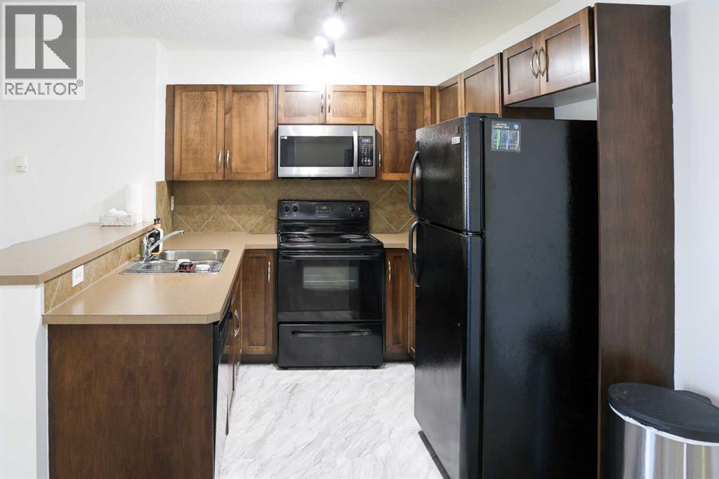 Single Family House for Sale in   Country Village Lane NE Country Hills Village Calgary 