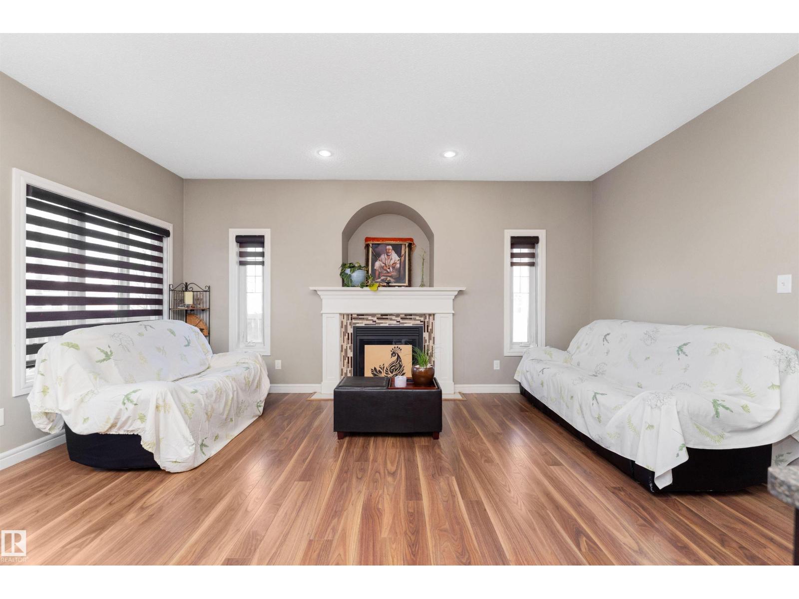 1904 118 ST SW, Edmonton