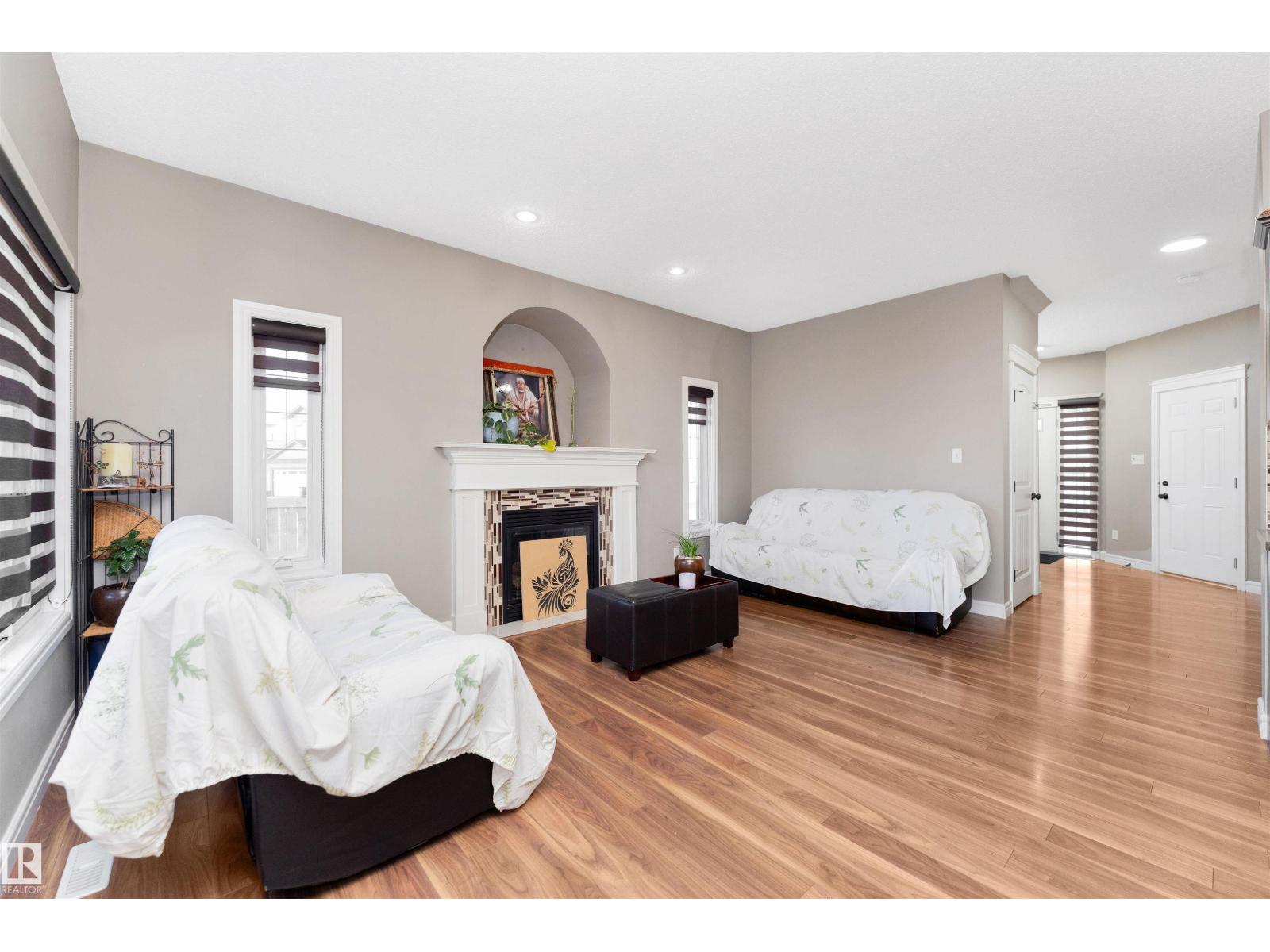 1904 118 ST SW, Edmonton