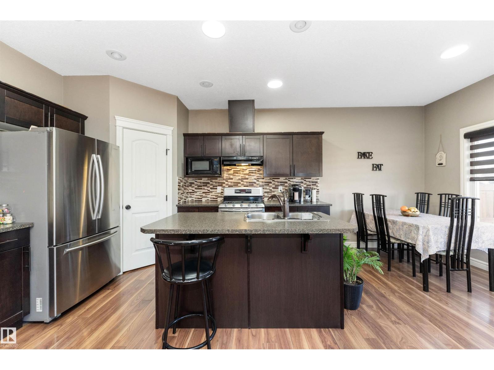 1904 118 ST SW, Edmonton