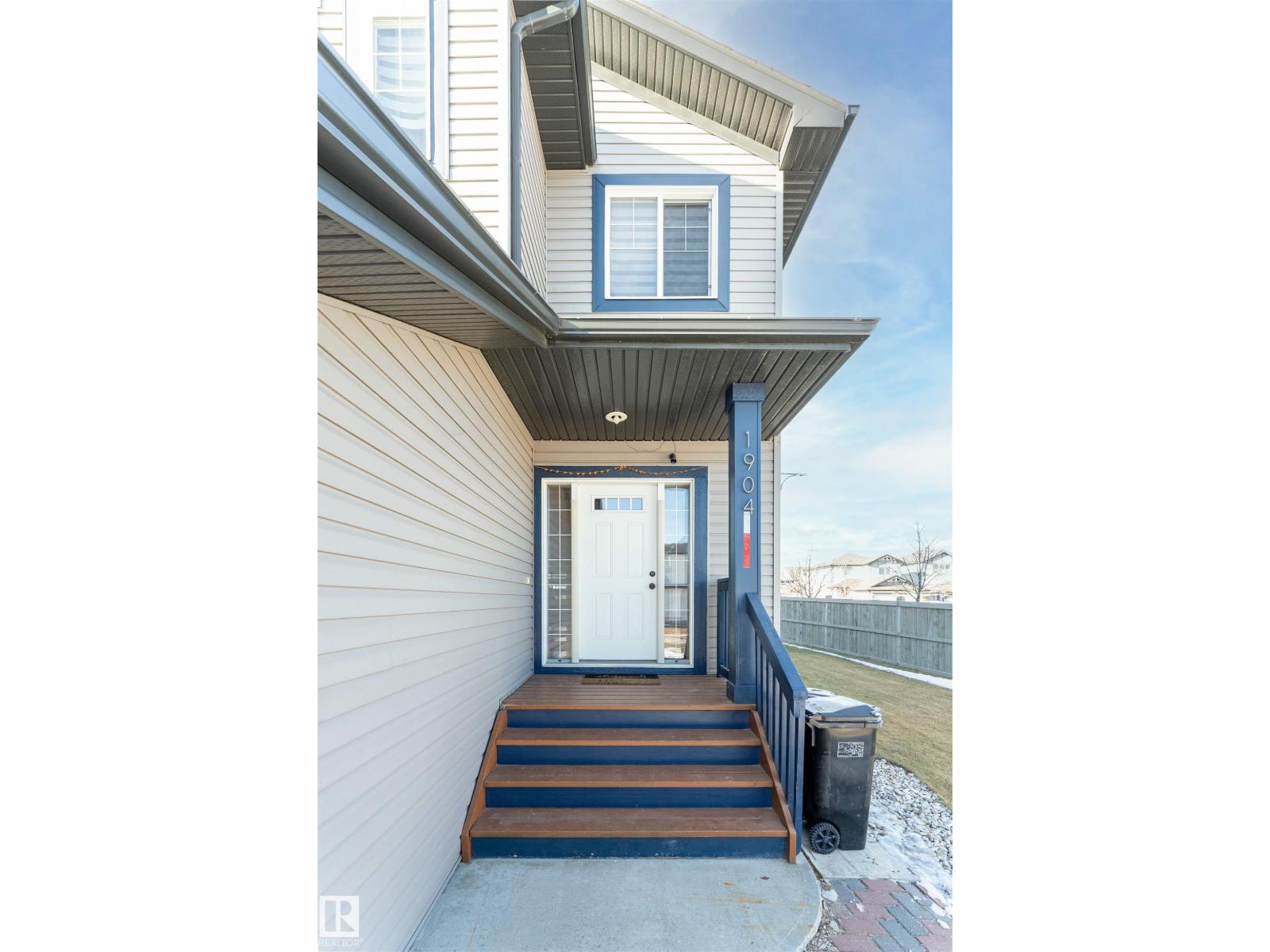 1904 118 ST SW, Edmonton