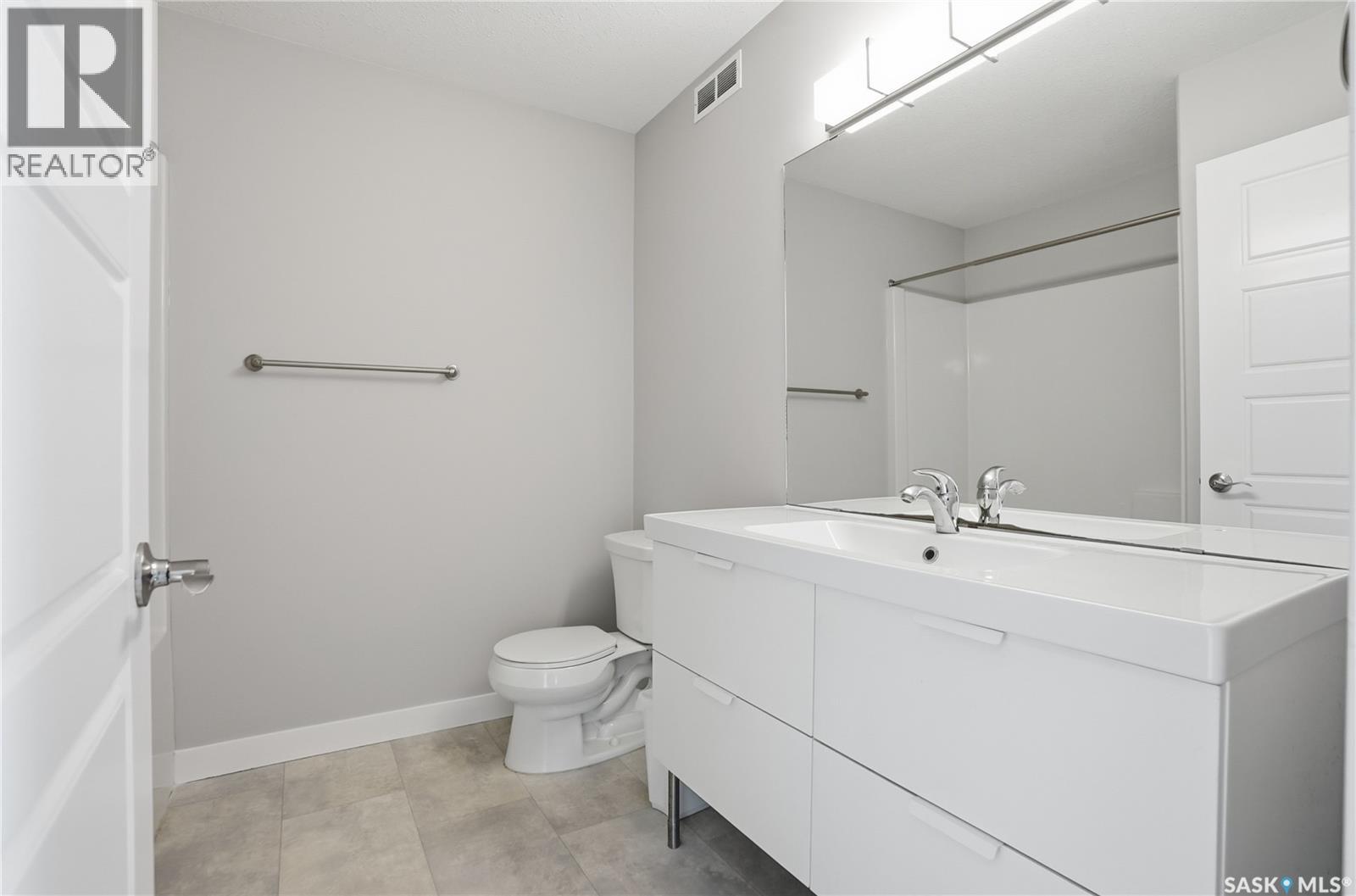 Single Family House Bi-level for Sale in  Boykowich STREET Saskatoon 