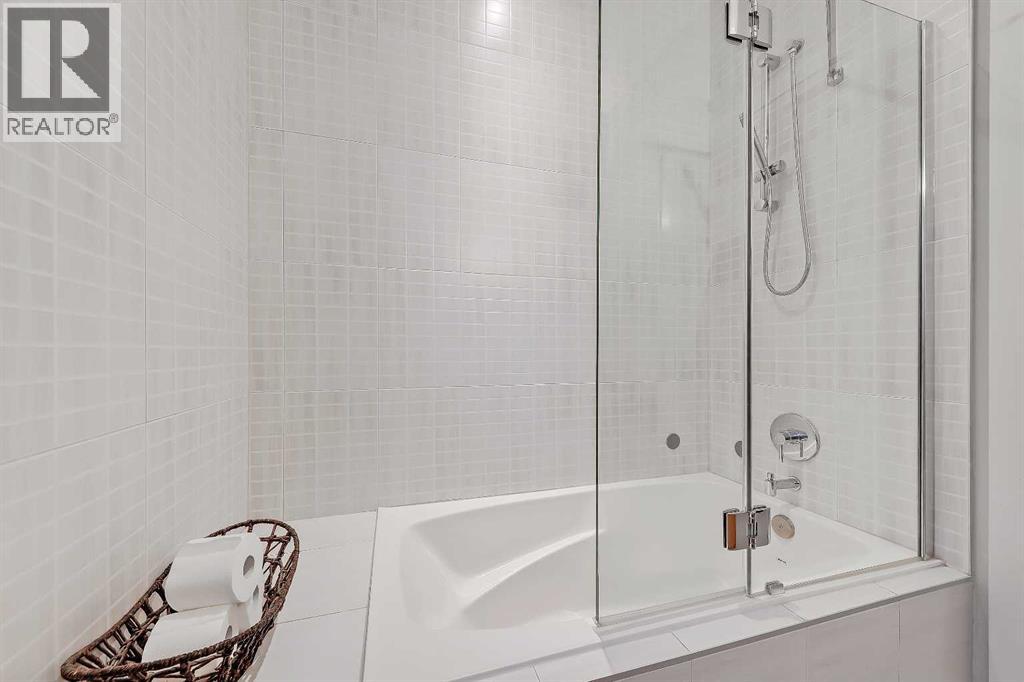 Single Family House for Sale in   Avenue SW Richmond Calgary 