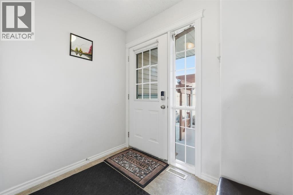 Single Family House for Sale in  Royal Birch Mount NW Royal Oak Calgary 