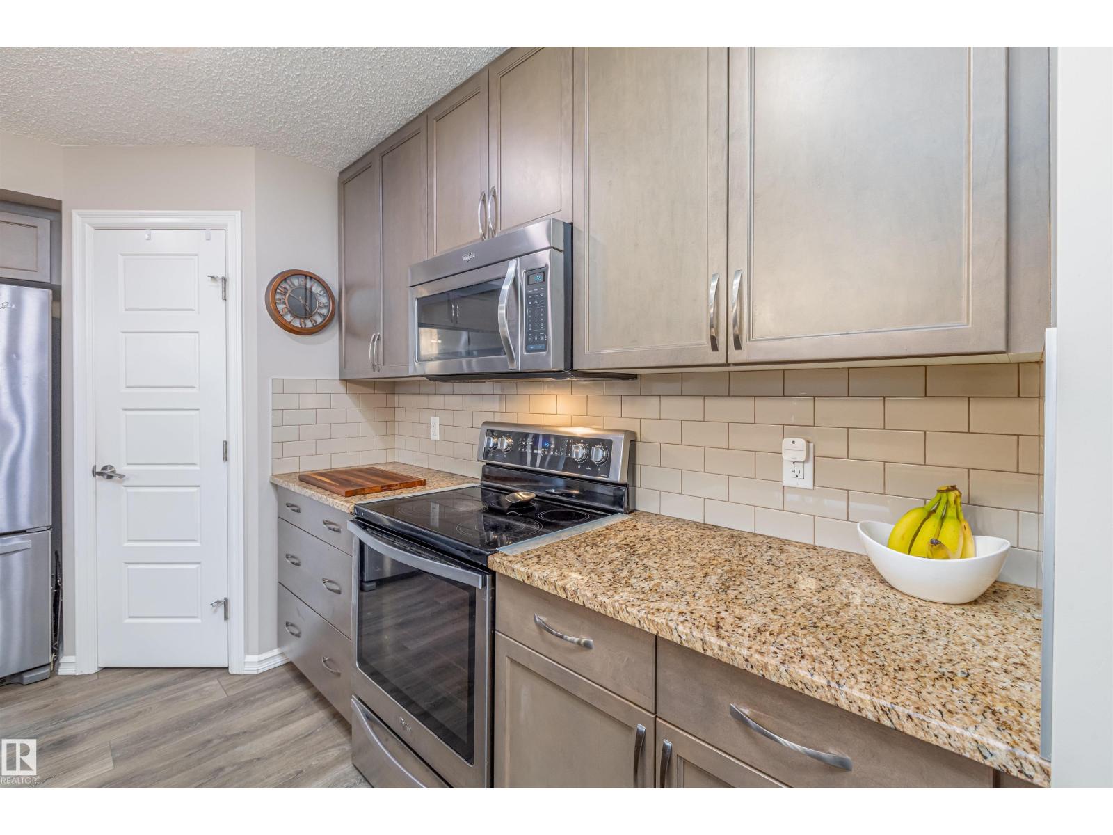 816 35 AV NW, Edmonton