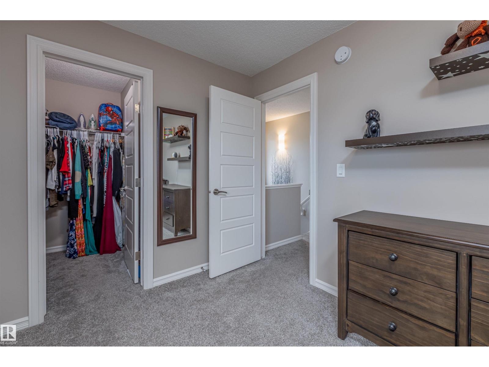 816 35 AV NW, Edmonton