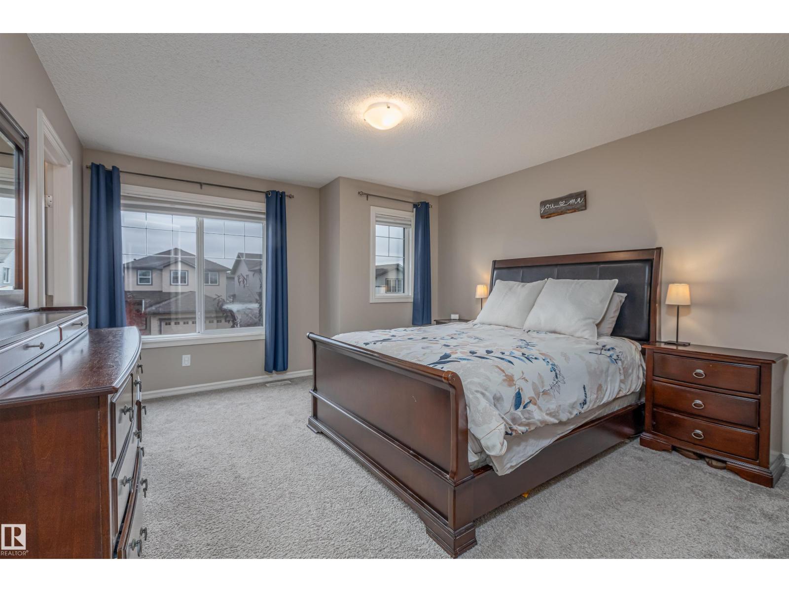 816 35 AV NW, Edmonton