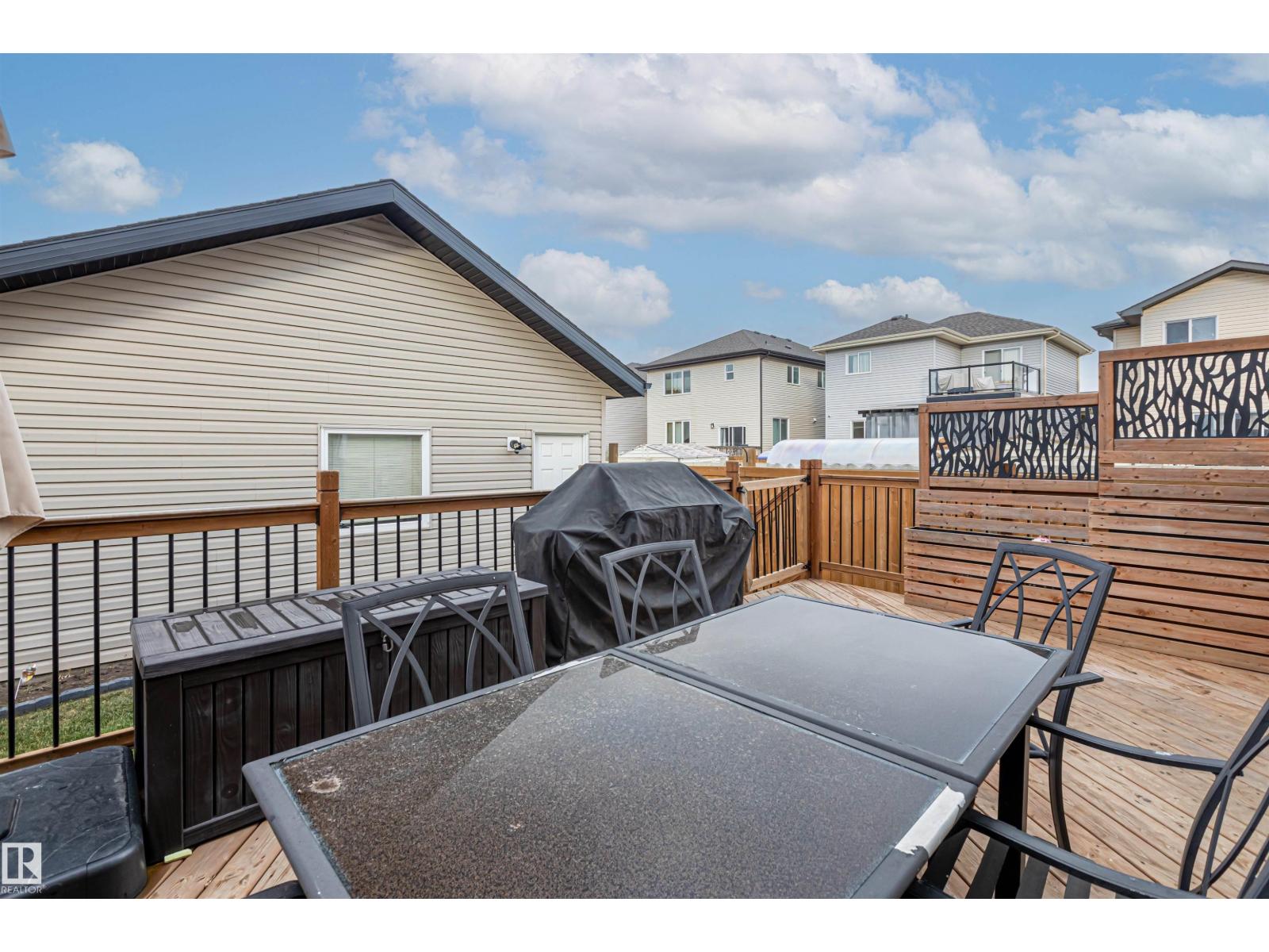 816 35 AV NW, Edmonton