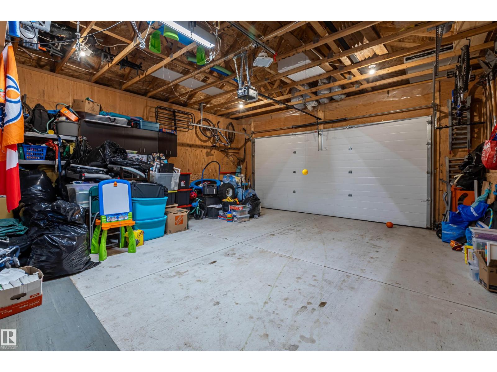 816 35 AV NW, Edmonton