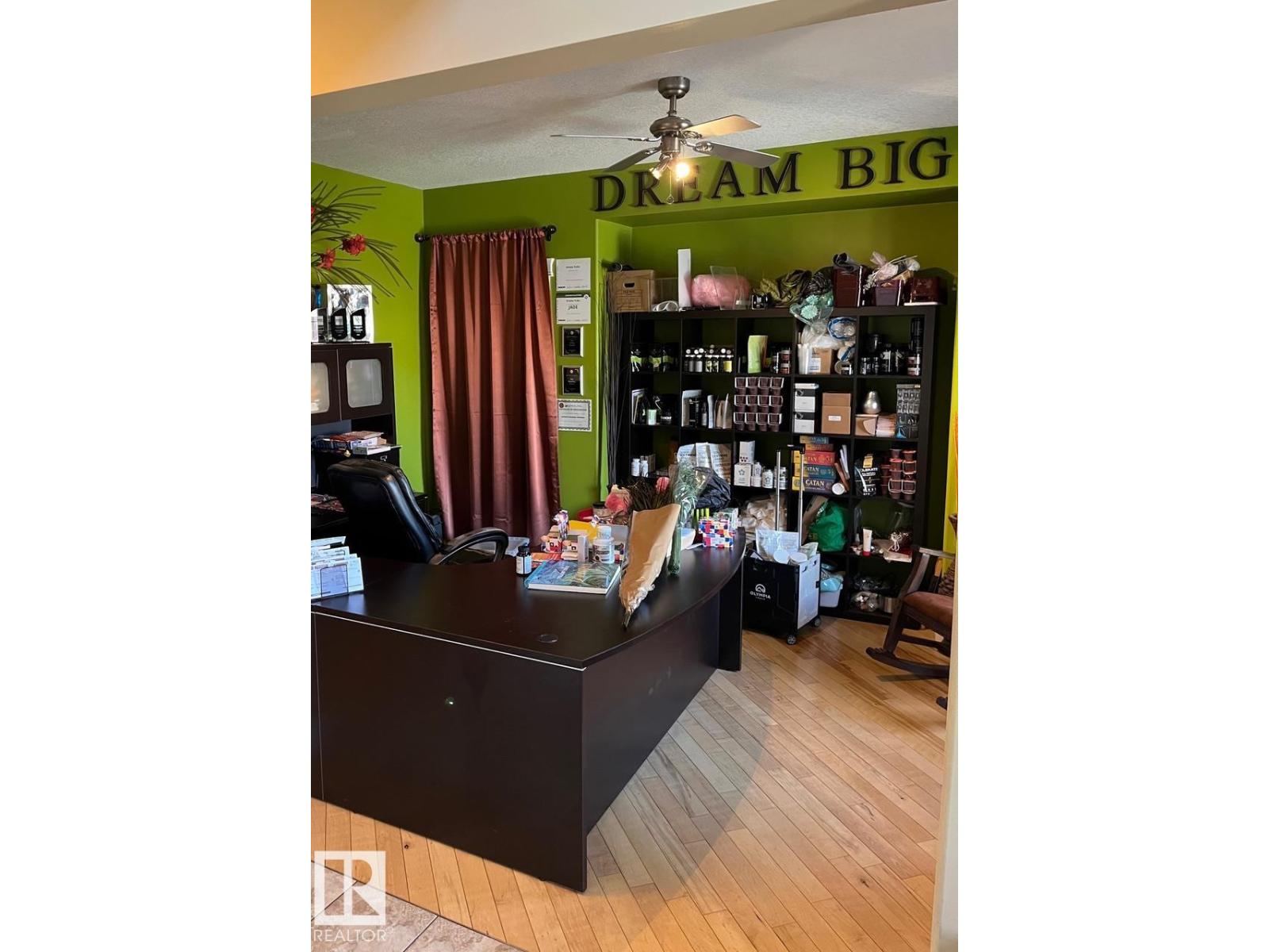 12944 119 ST NW - 4