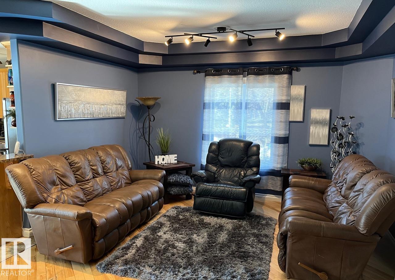 12944 119 ST NW, Edmonton