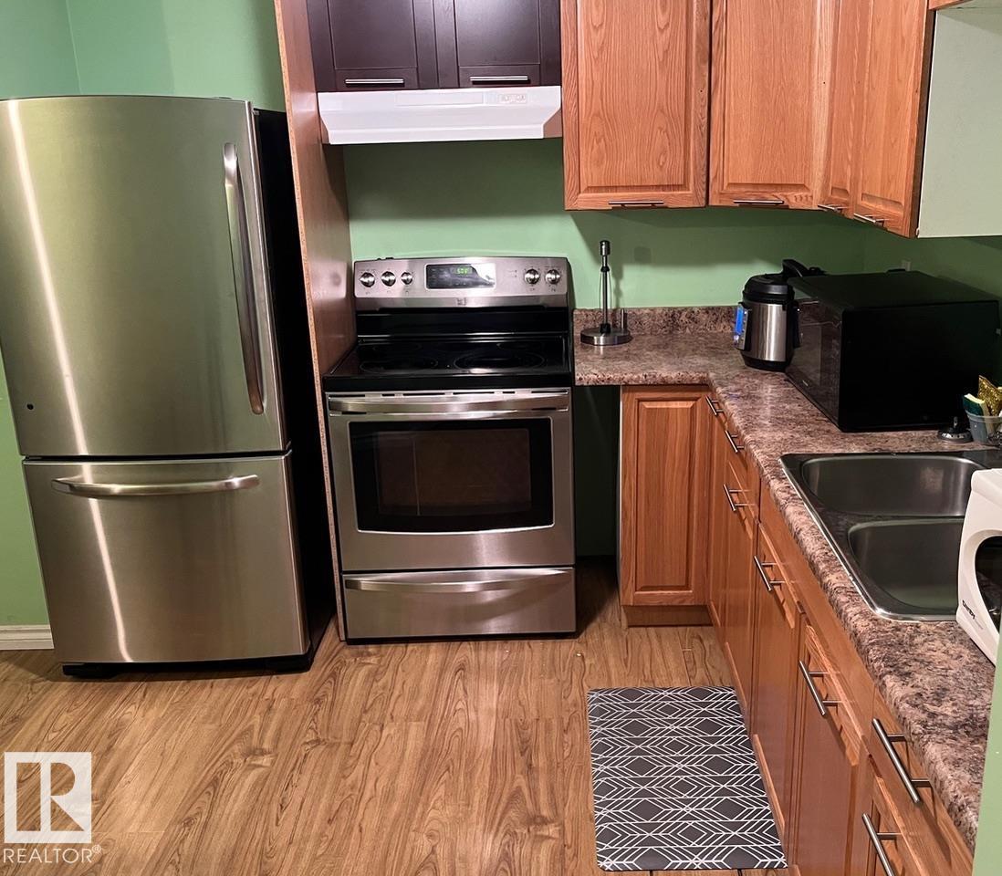 12944 119 ST NW, Edmonton