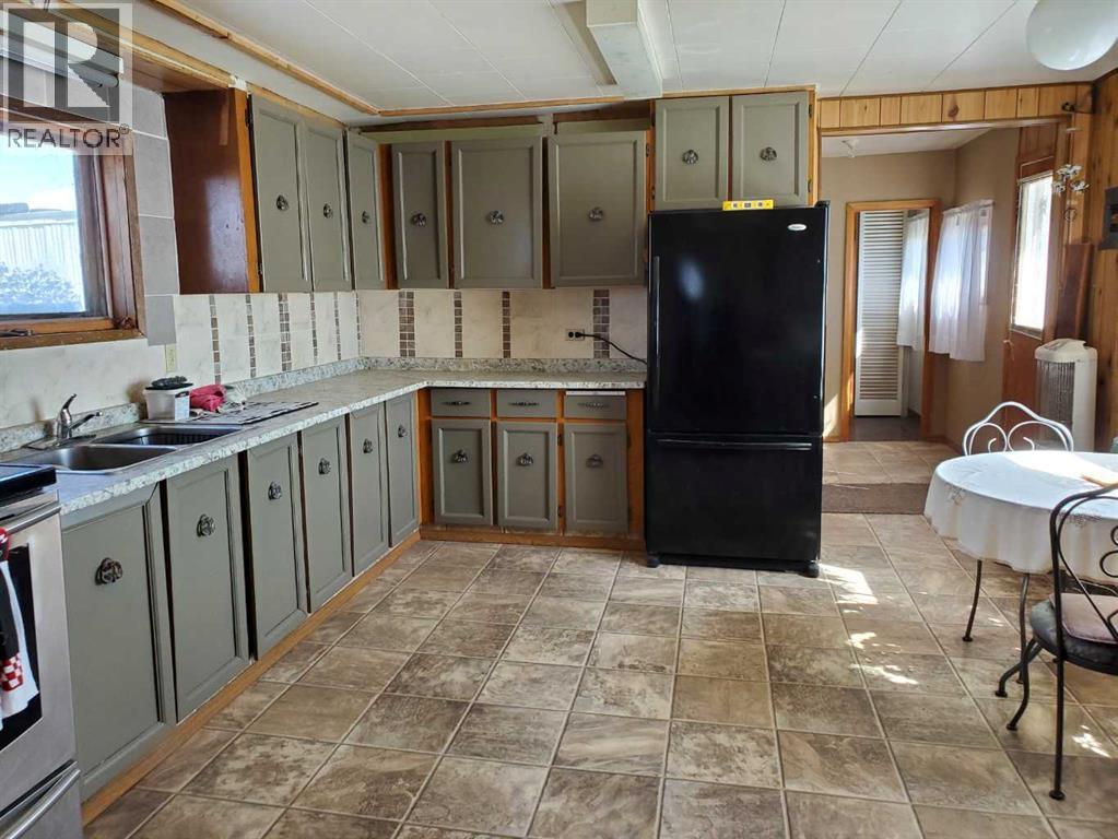 142043B RR254 - Photo 5 of 28, Rural Willow Creek No. 26, M.D. of, Alberta