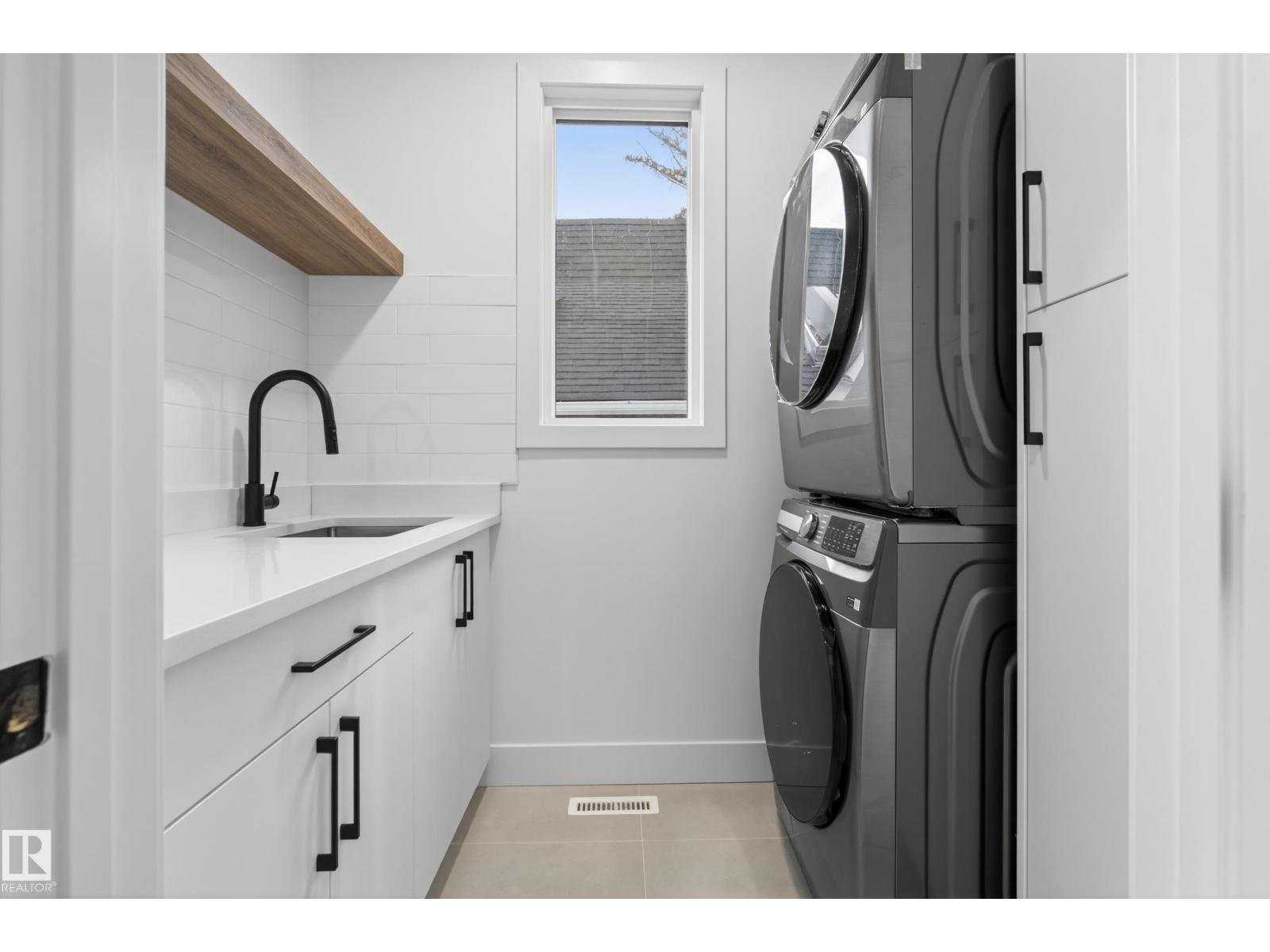 11613 79 AV NW, Edmonton