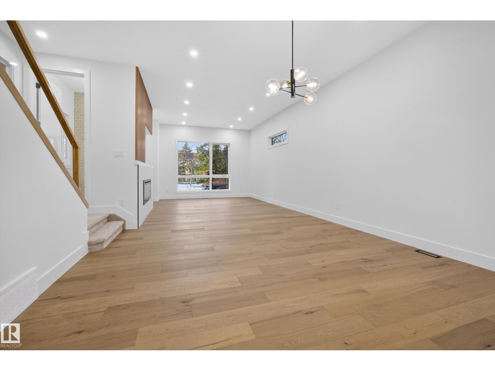 11613 79 AV NW, Edmonton