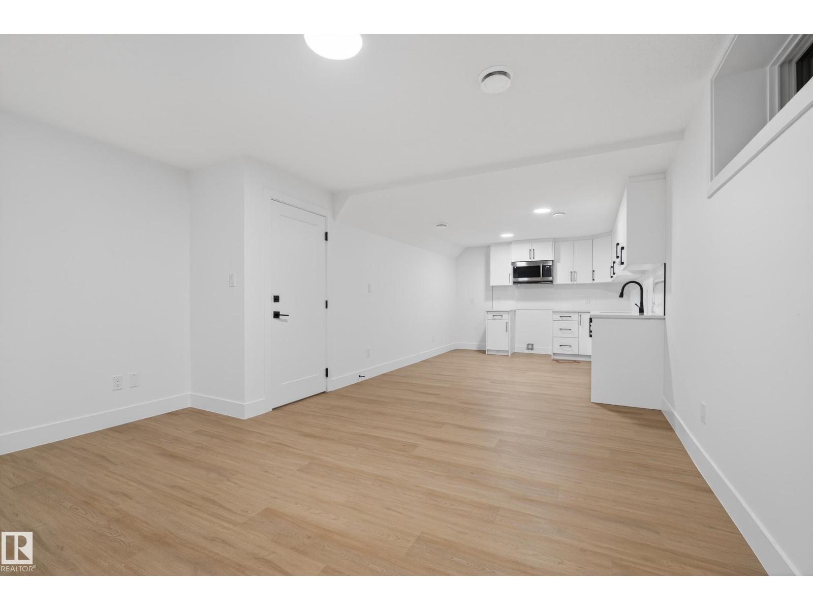 11613 79 AV NW, Edmonton