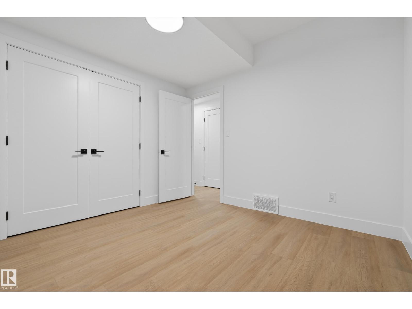 11613 79 AV NW, Edmonton