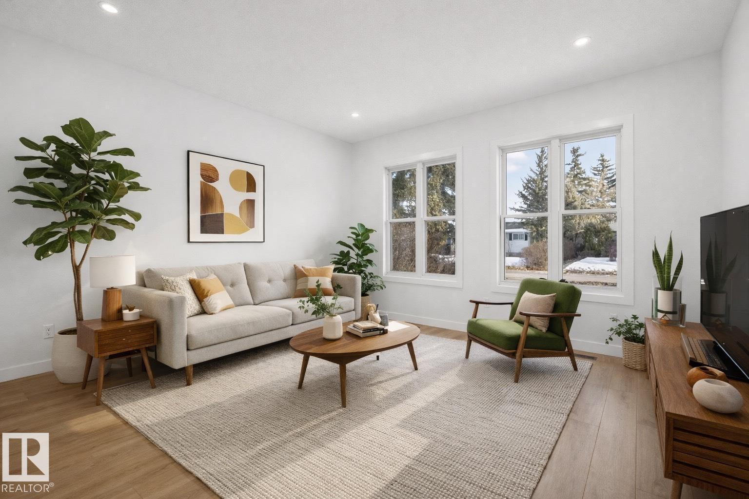 712 KNOTTWOOD RD S NW, Edmonton