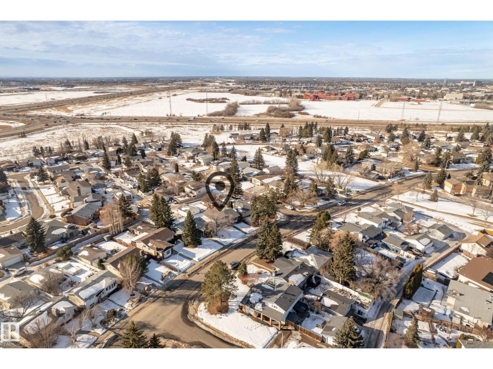 712 KNOTTWOOD RD S NW, Edmonton