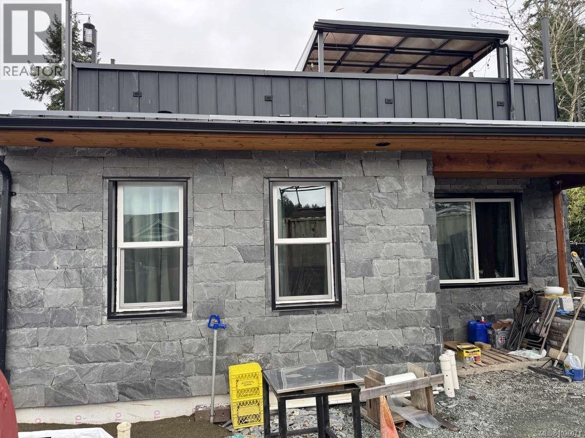 1591 Cowichan Bay Rd - 17