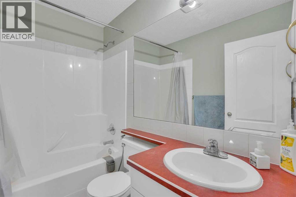 Single Family House for Sale in   Centre A Street NE Crescent Heights Calgary 